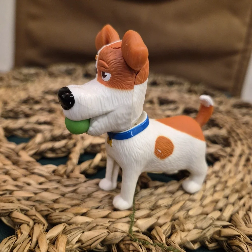 ✅McDonald's 2019 The Secret Life of Pets 2 Tail Wagging Max Toy Figure#️⃣14